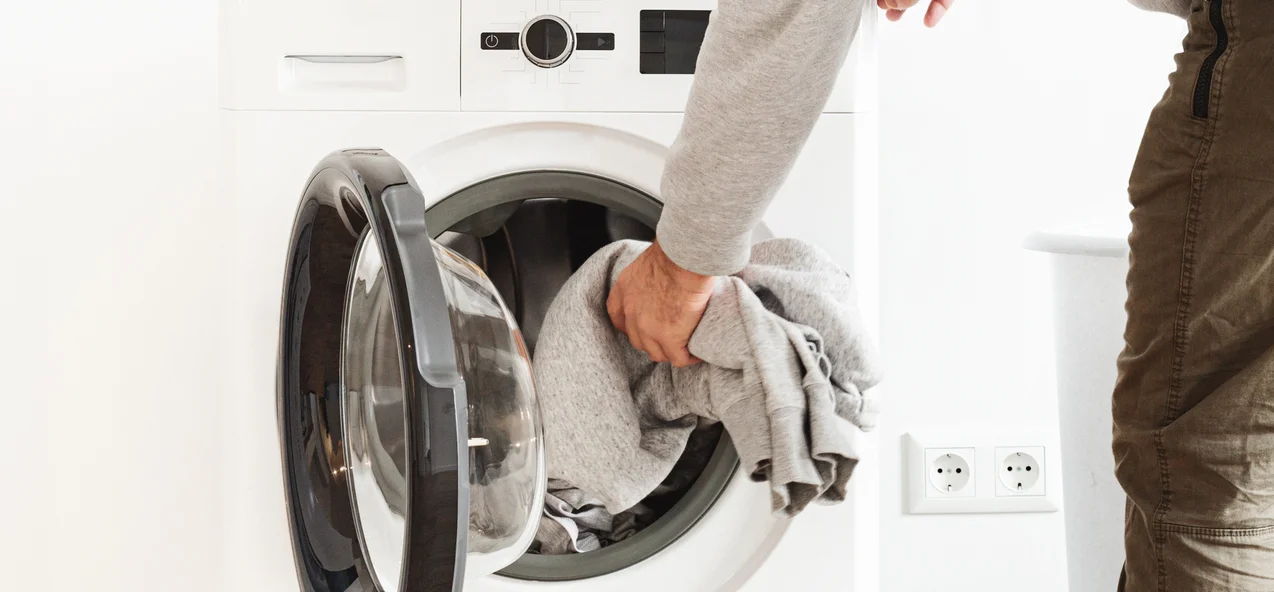 Laundry detergent for sensitive skin