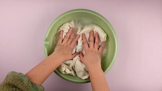 Pre Soaking Clothes Before Washing: The Secret to Brighter Laundry